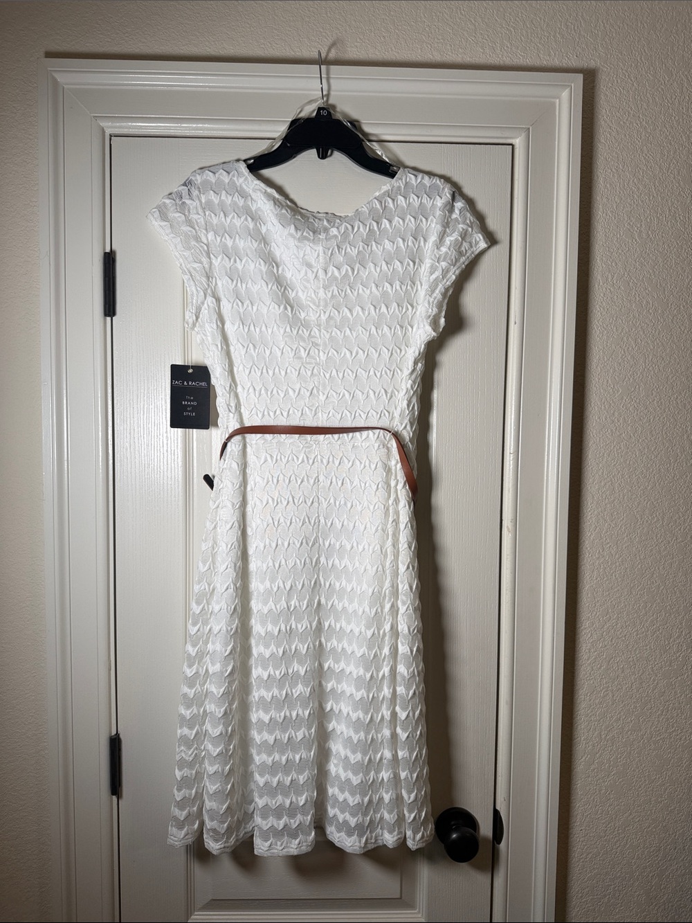 Zac & Rachel White Textured Cap-Sleeve Midi Dress - Picture 3 of 4